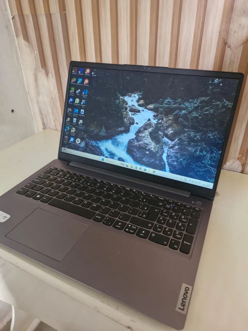 Lenovo IdealPad 315ITL6 - Foto 5