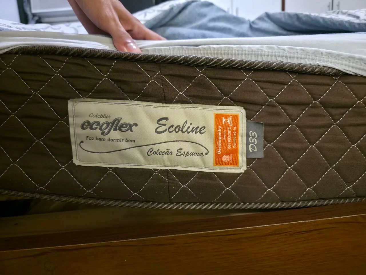 Vendo Cama Solteiro+Colchão solteiro Ecoflex d33 PRA SAIR RÁPIDO!! - Foto 4