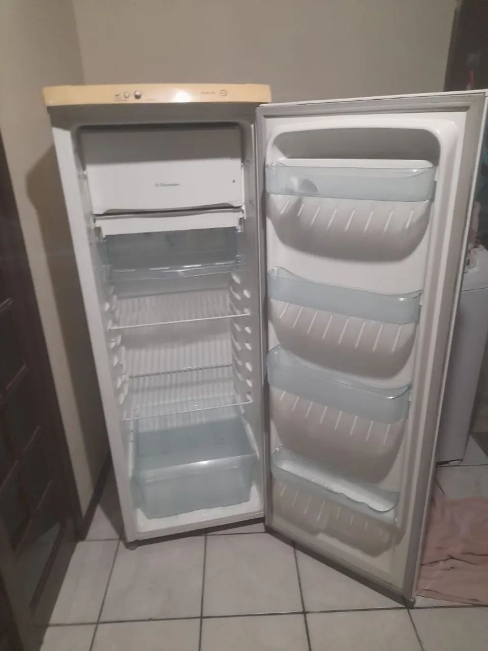 ? Geladeira Electrolux funcionando perfeitamente com garantia ? - Foto 5