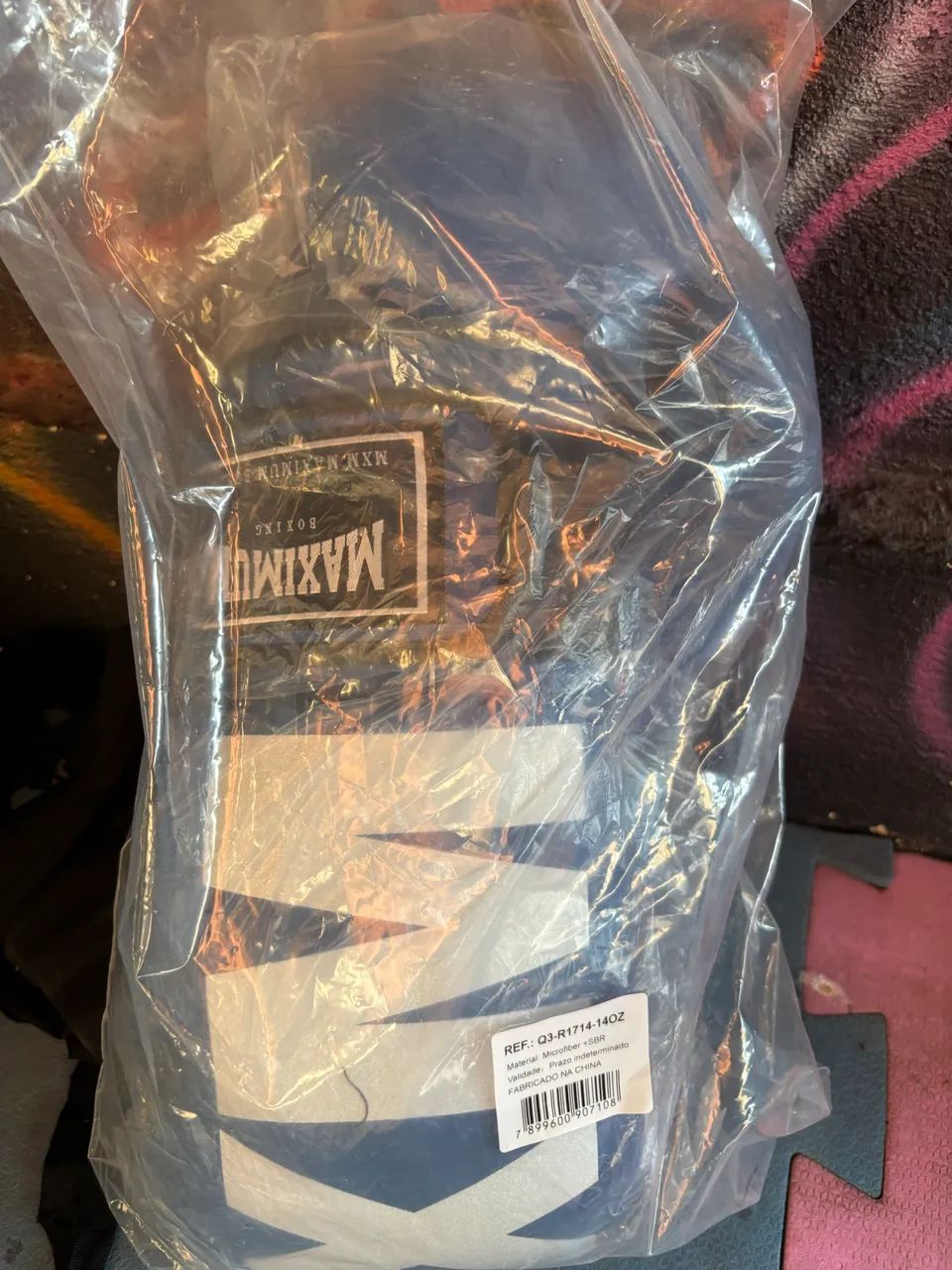 Luva Maximum azul 14oz novo  - Foto 4
