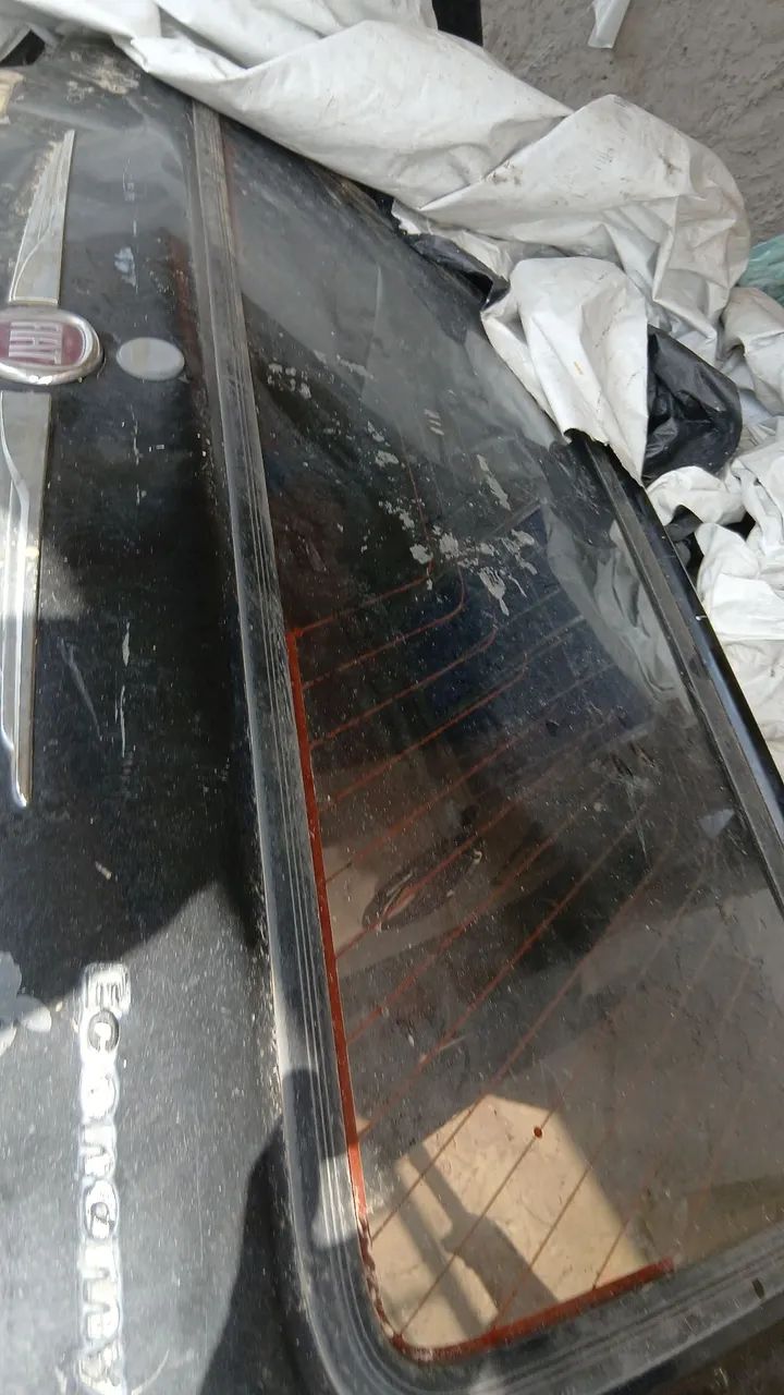 Tampa traseira UNO FIRE 2010 - Foto 5