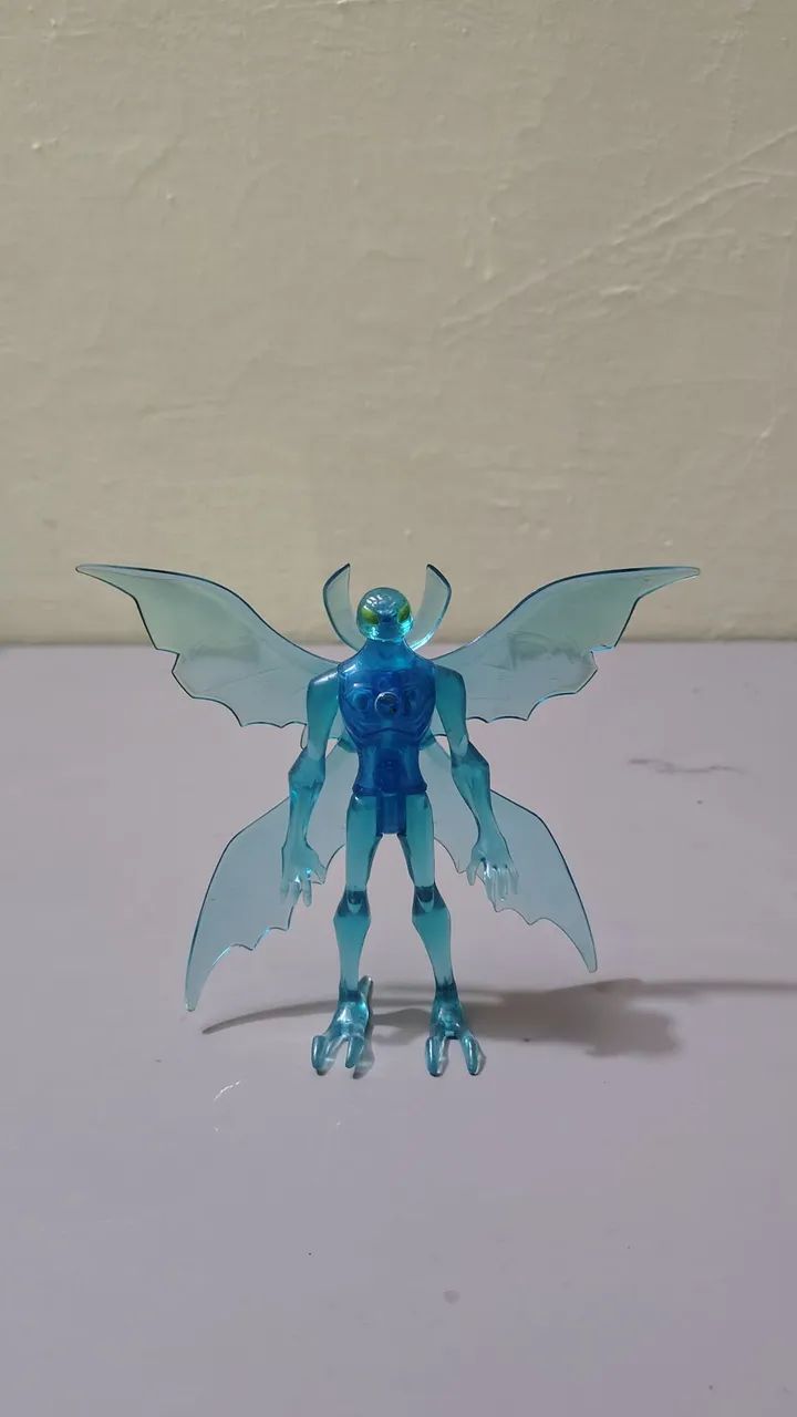 Friagem Translúcido Ben 10 Alien Force Bandai Usado 