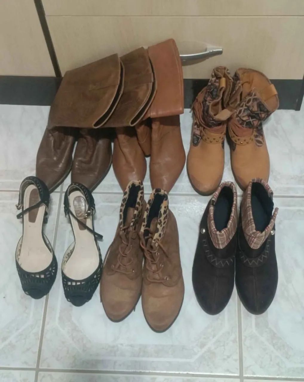 Todos sapatos tamanho 38/39