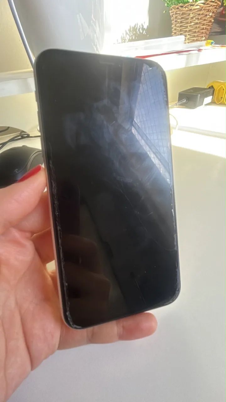 iPhone XR todo original  - Foto 2