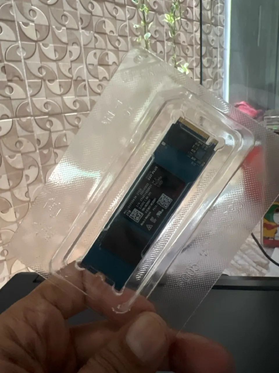 SSD PLUS M.2 NVMe 2TB - Foto 3