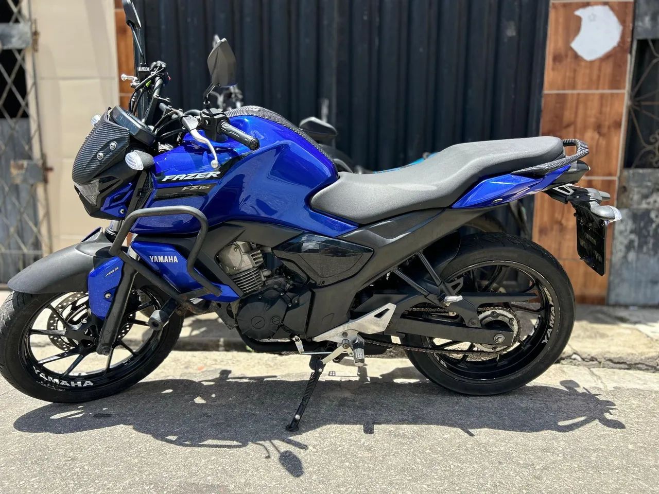 Fz 15