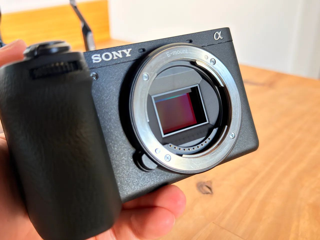 Camera Sony A6700 + Handle e Cage Smallrig - Foto 3