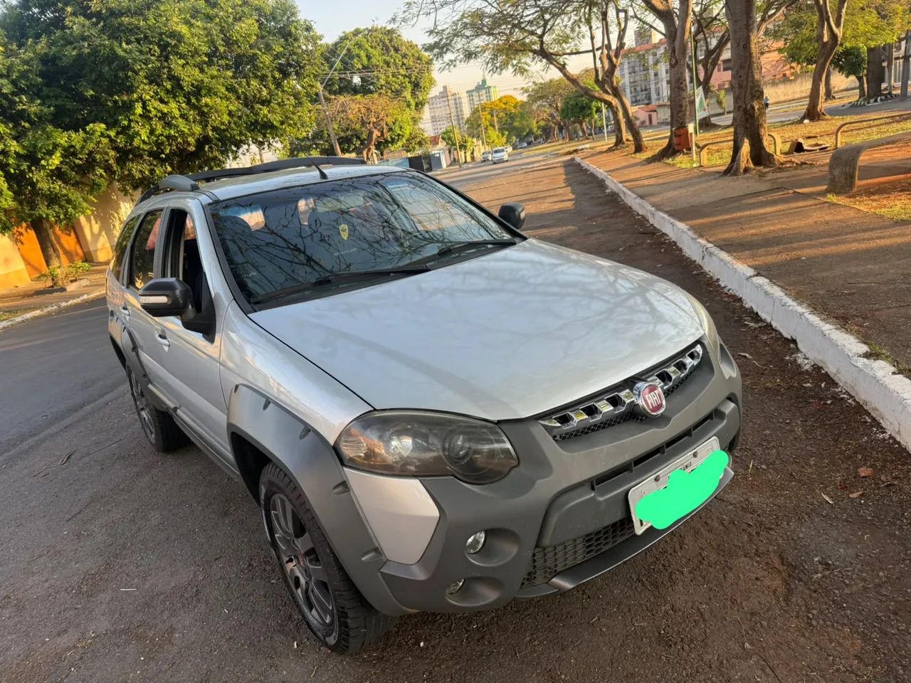 Fiat Palio Weekend Adventure Locker 1.8 Flex 2017