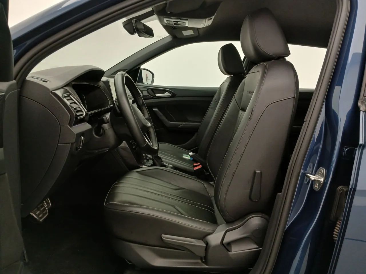 Volkswagen T-Cross Highline 1.4 TSI Flex 16V 5P AUT, foto 16 de 18