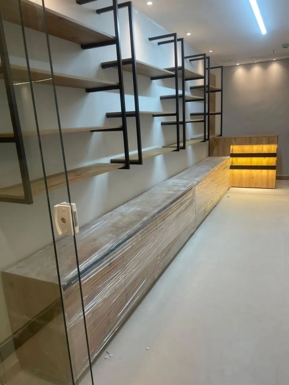 Móveis modulados/planejados - Loja completa  - Foto 2