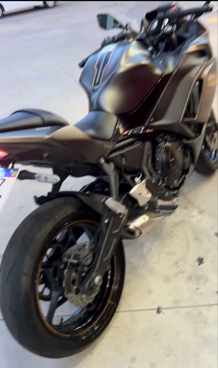 Kavasaki Ninja 650  - Foto 3