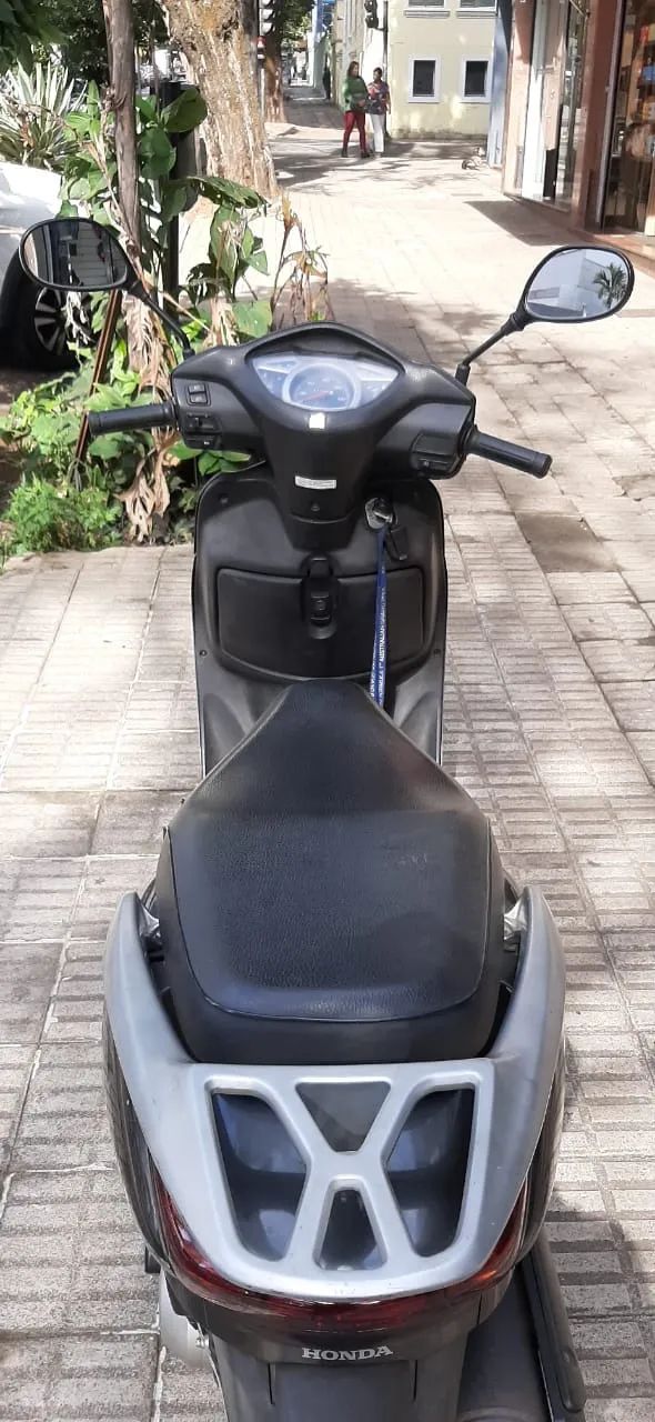 Honda Lead110  - Foto 4