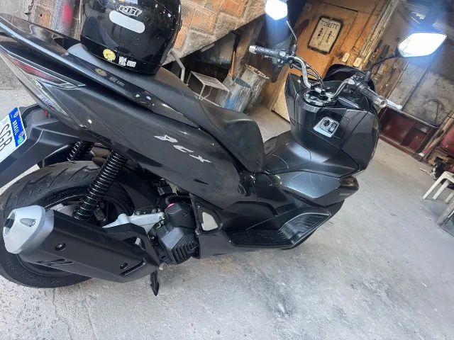 Vendo Pcx zerada 2024 dlx km baixa 