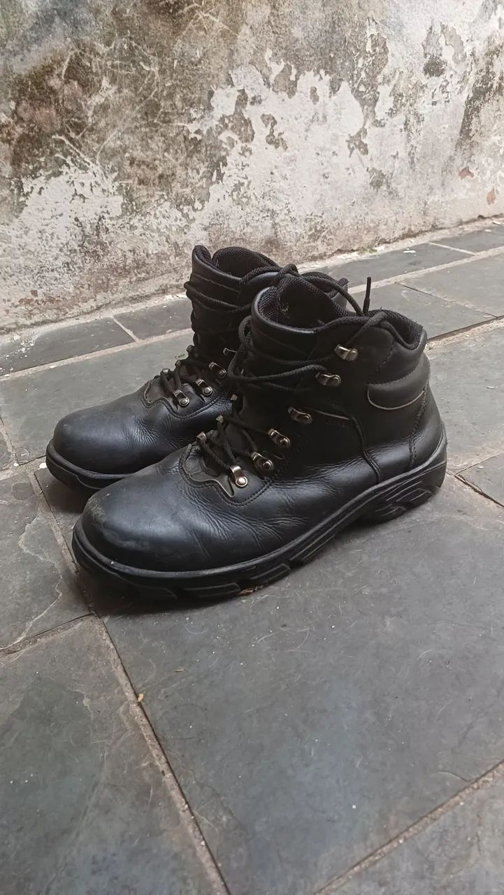 Bota EG 42 masculina (coturno)