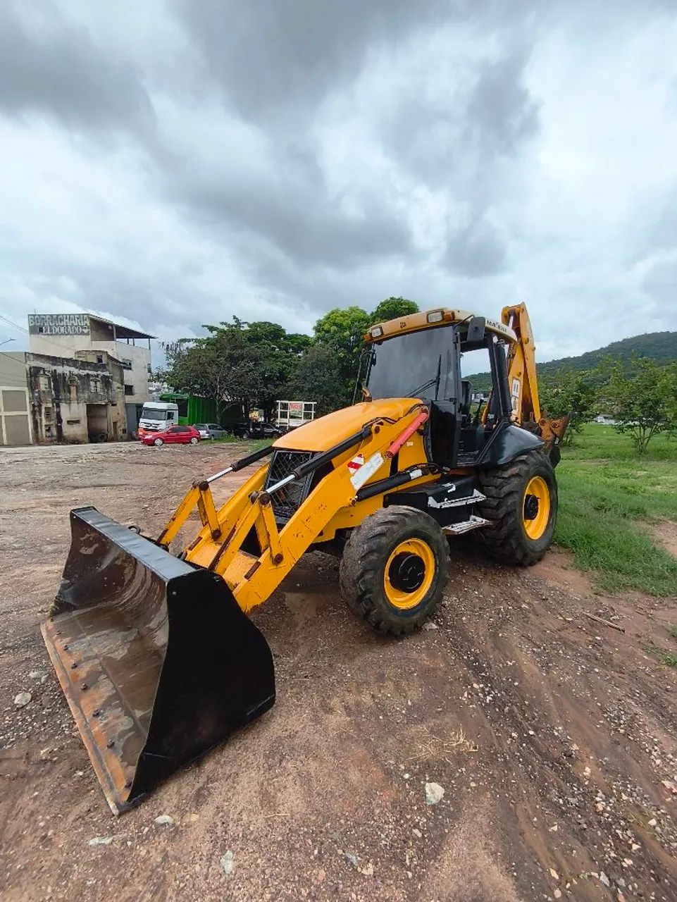 Retro escavadeira jcb 3c 2014 4x4 traçada  - Foto 4