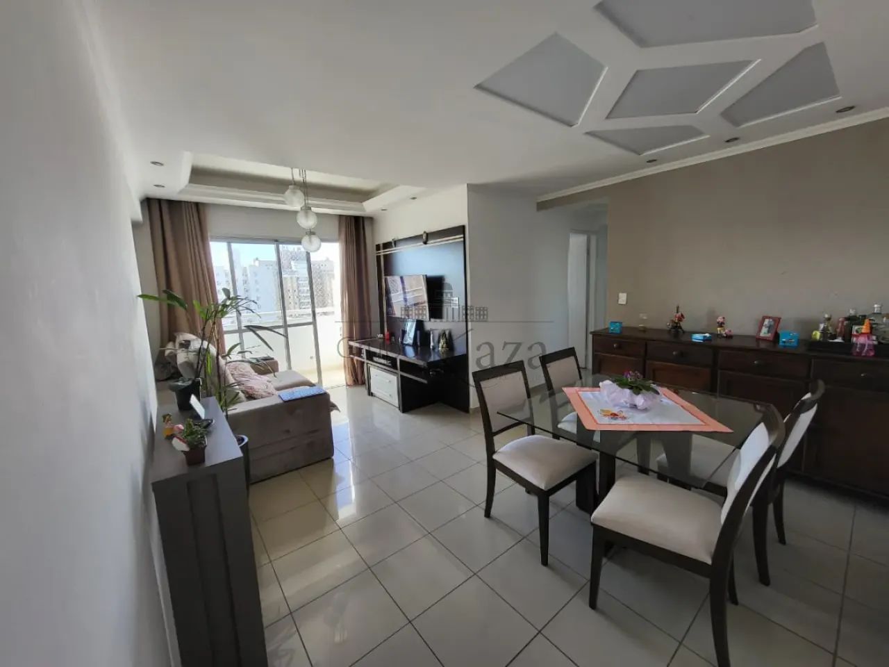 Apartamento - Edifício Ilhéus - Jardim Veneza - 3 Dormitórios - 72m².