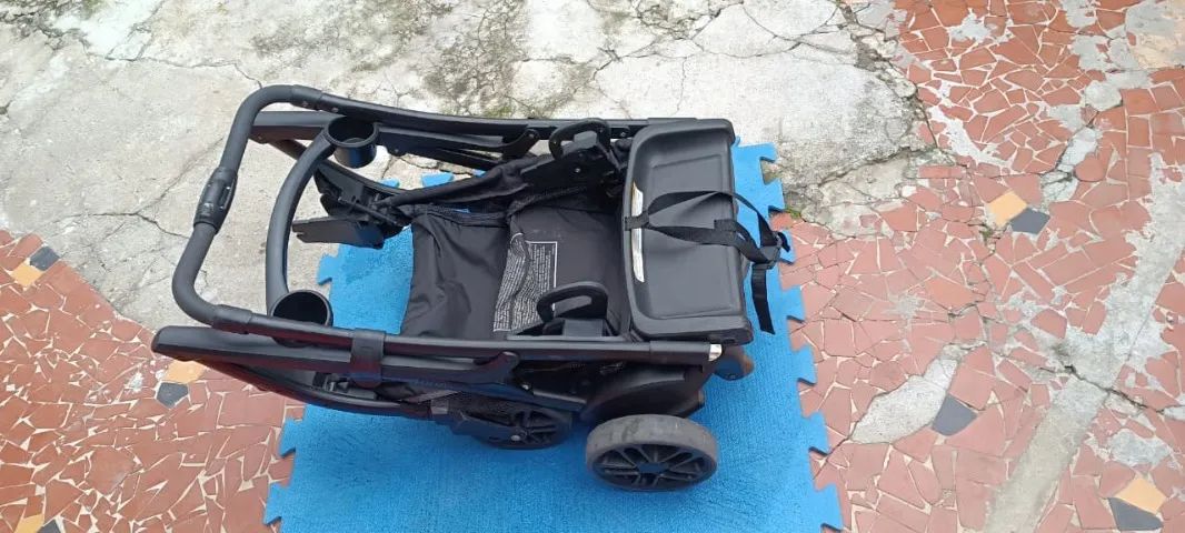 Carrinho de bebê duplo Graco Modes Duo + 2 bebês-conforto com bases - Foto 3