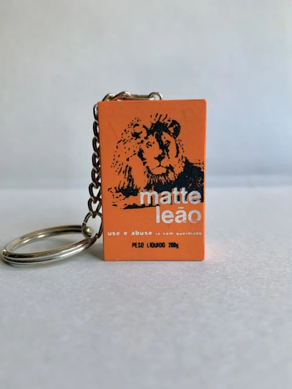 Chaveiro Antigo Matte Leão - Anos 80 - Miniatura Caixa de Chá - Estado de Novo