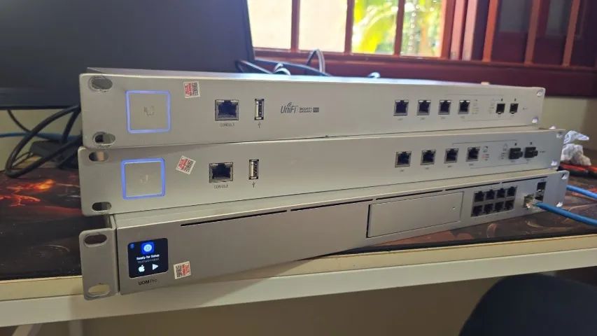 Dream Machine Pro UDM-Pro Unifi Ubiquiti - Usado  - Foto 5