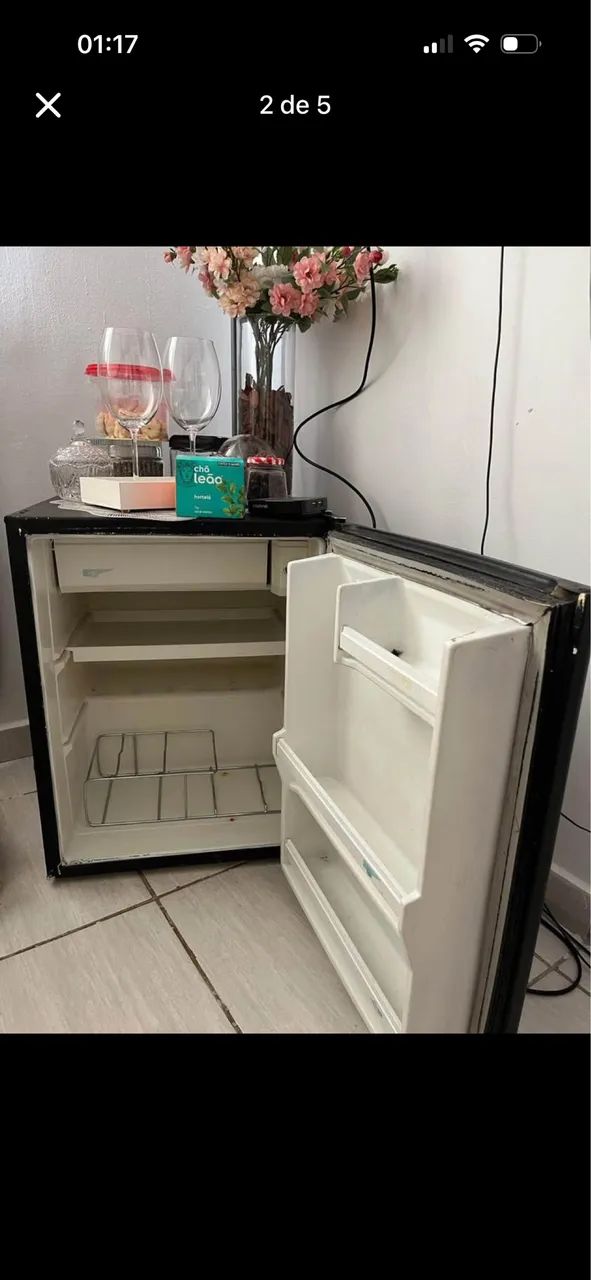 Frigobar cônsul pintado de preto 