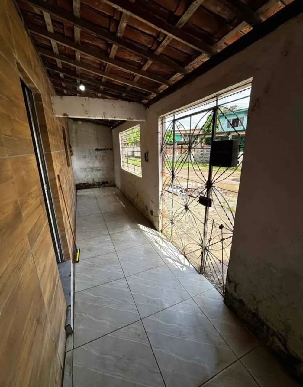 $ Casa no Paracuri 2 - VENDA COM URGÊNCIA 