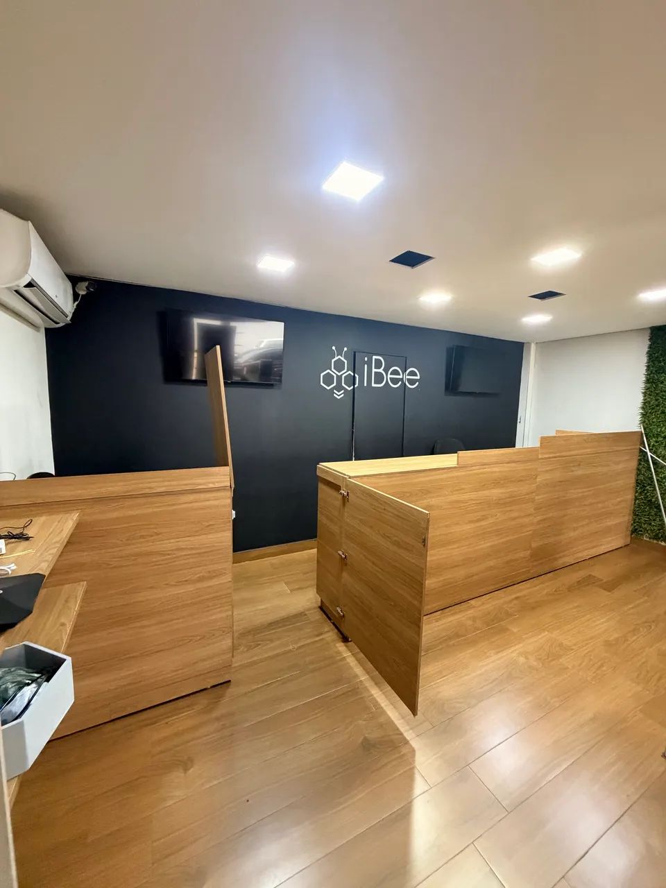 Balcão Comercial Planejado 5 Metros com Gavetas - Excelente Estado - Foto 2