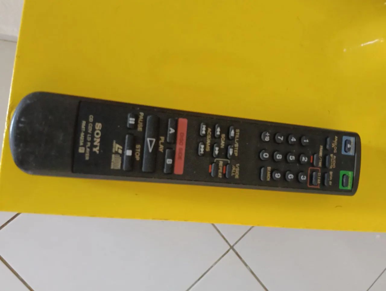 Controle laser disc Sony!