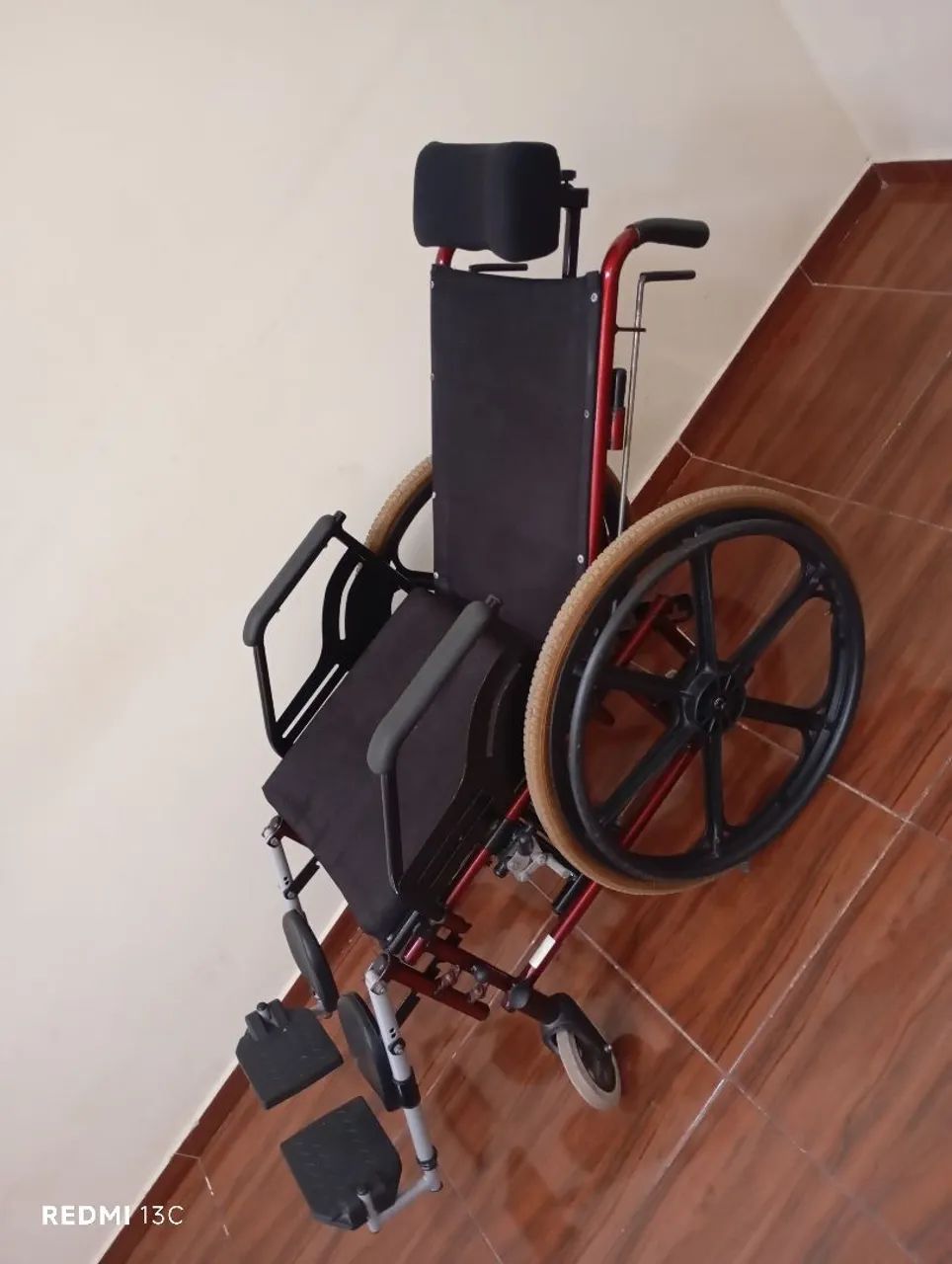 Cadeira de rodas com várias funções  - Foto 2
