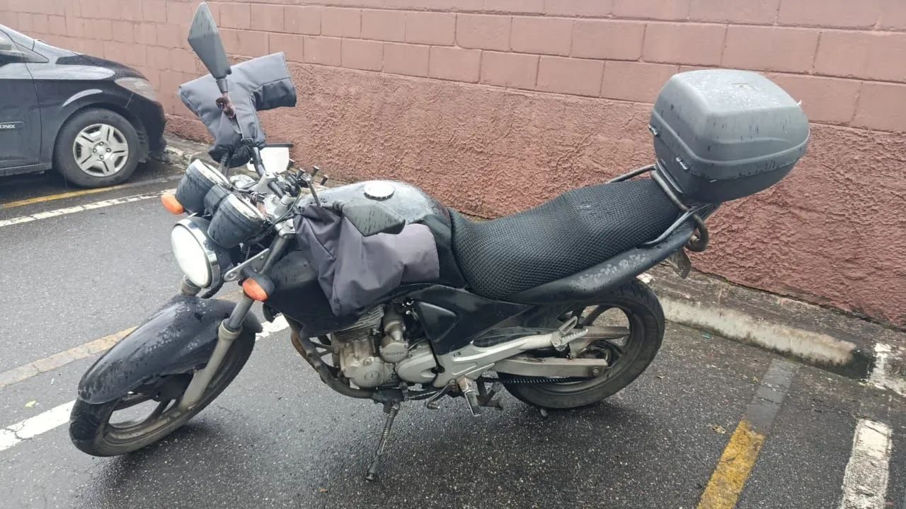 Fazer 250 CC, ano 2008.