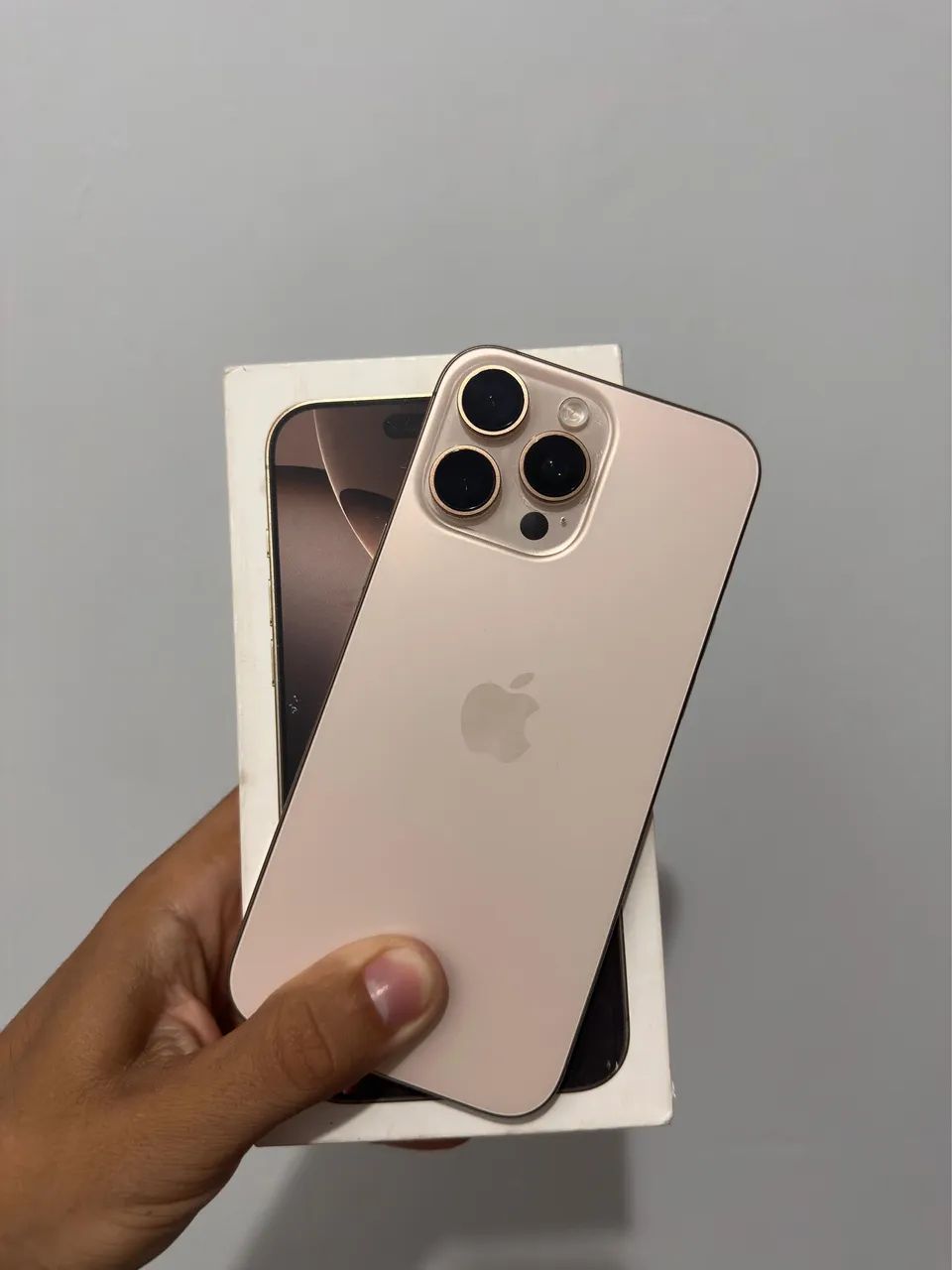 iPhone 16 Pro Max 256gb + Garantia Apple 