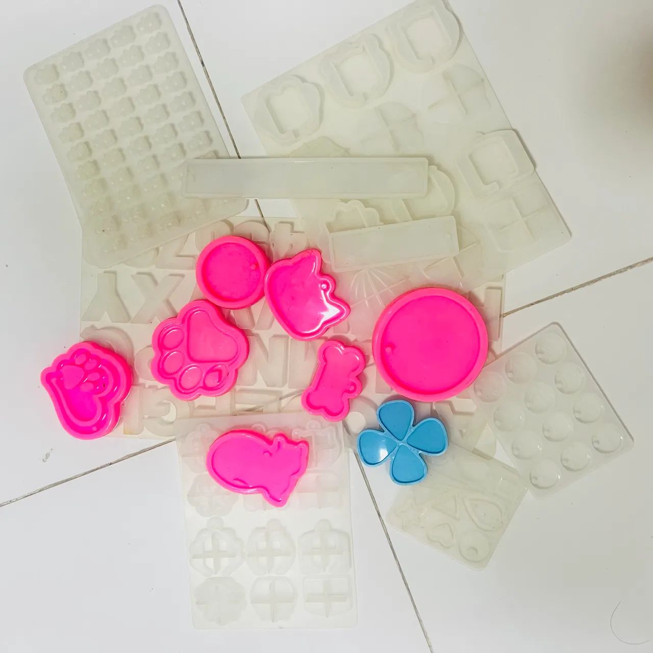 Molde para trabalhos com resina 
