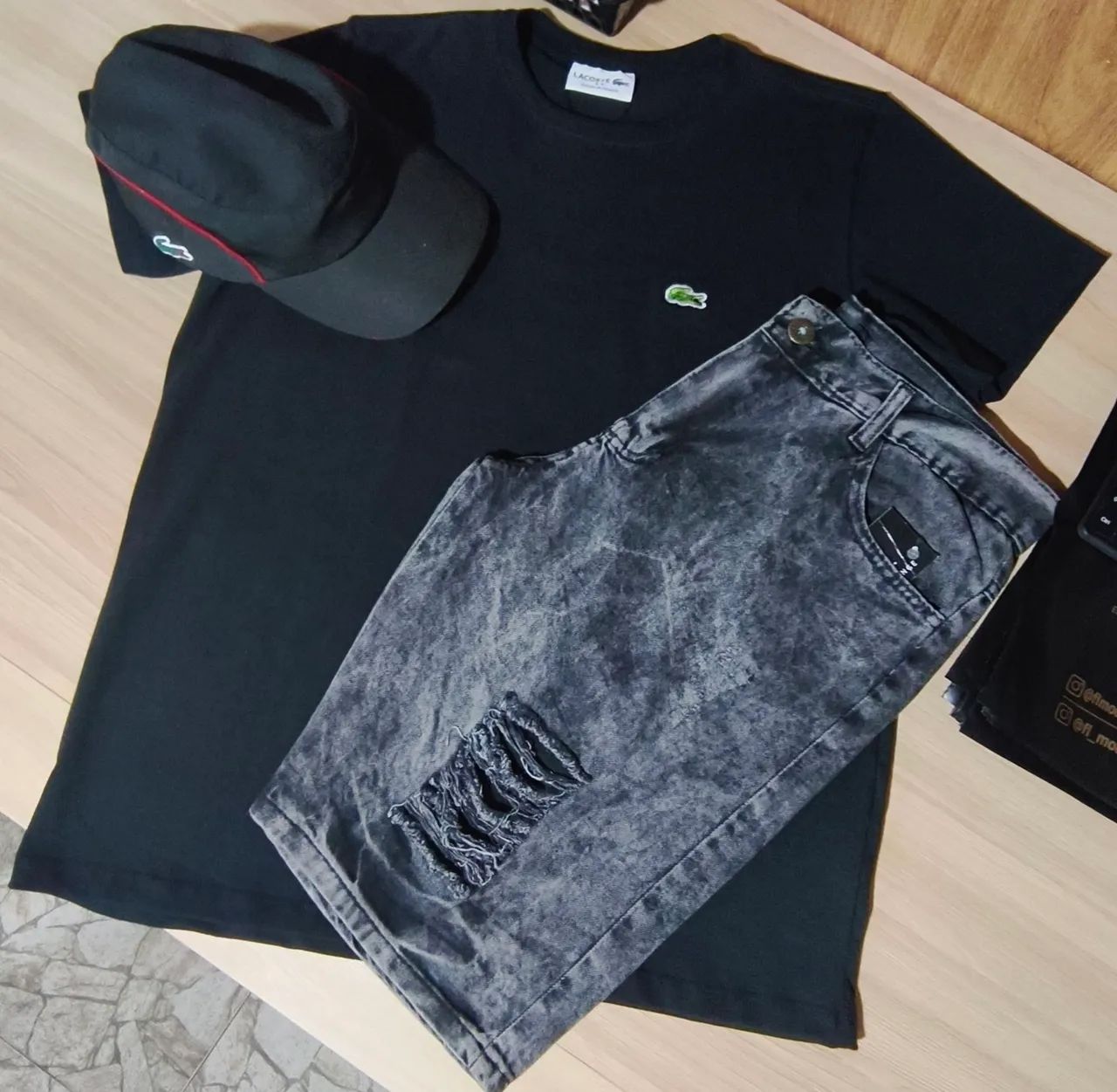 Camisa Peruana + Bermuda Jeans ?