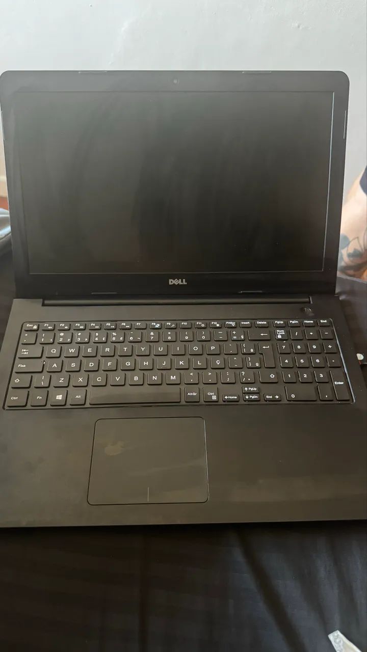 dell inspiron 15 i5 com carcaça de metal