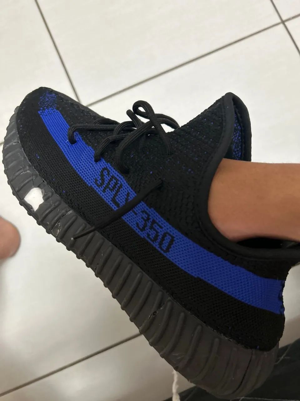 Yeezy NOVO / danificado a sola!! - Foto 2