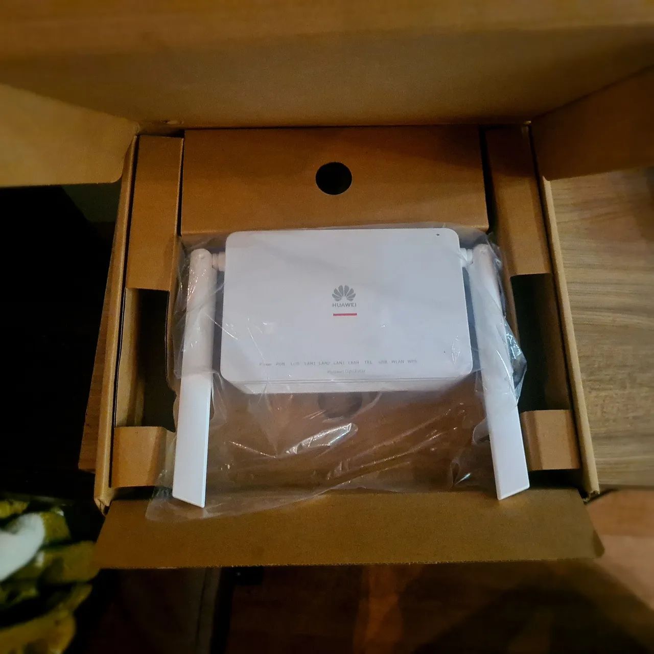 ROTEADOR HUAWEI OPTIXSTAR WIFI 6