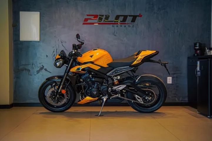 TRIUMPH STREET TRIPLE RS ABS 2026 ZERO 