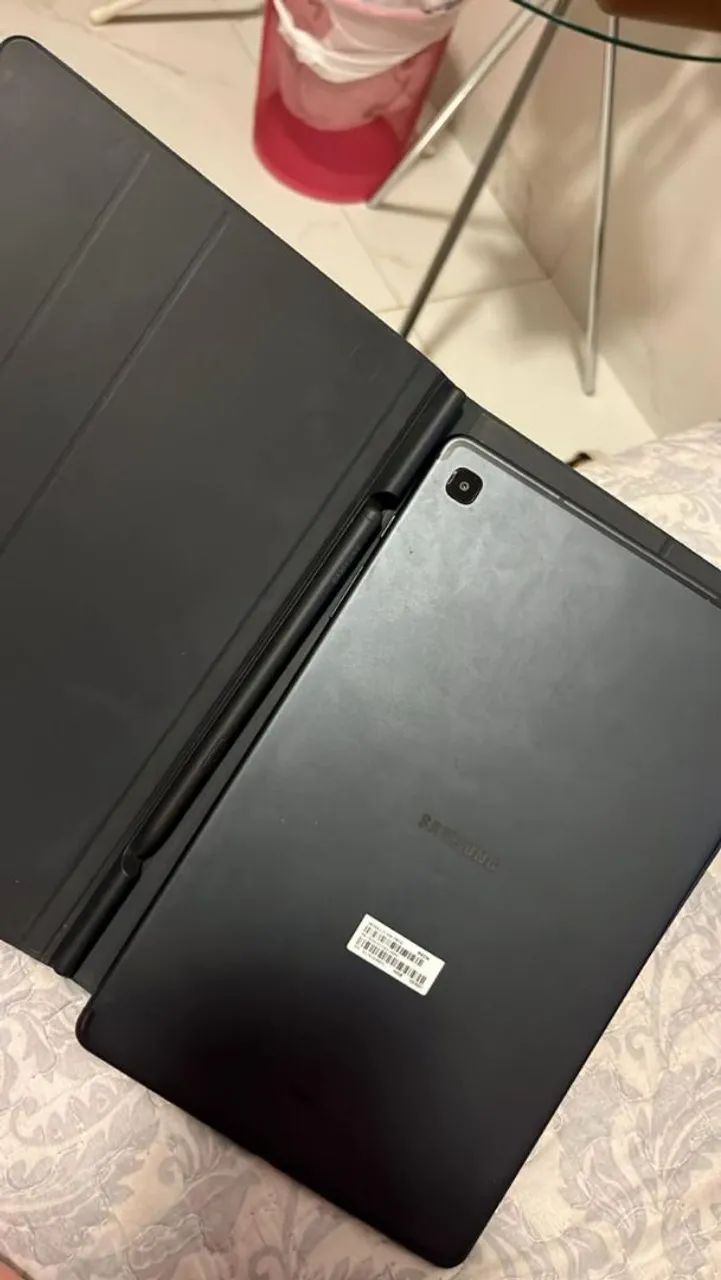 TABLET SAMSUNG USADO COM CANETA EM BOM ESTADO 