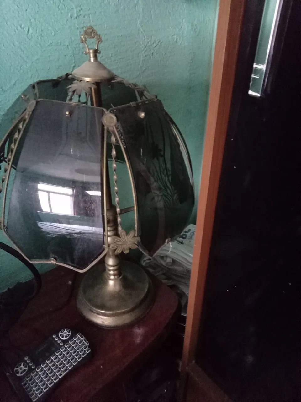 Produto  abajur de mesa 