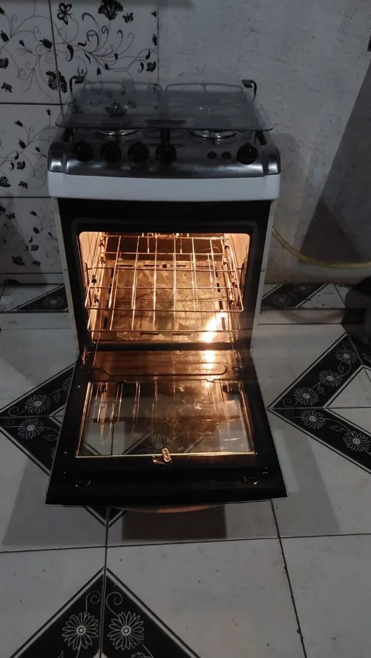 Ótimo fogão Electrolux 4 bocas  - Foto 2