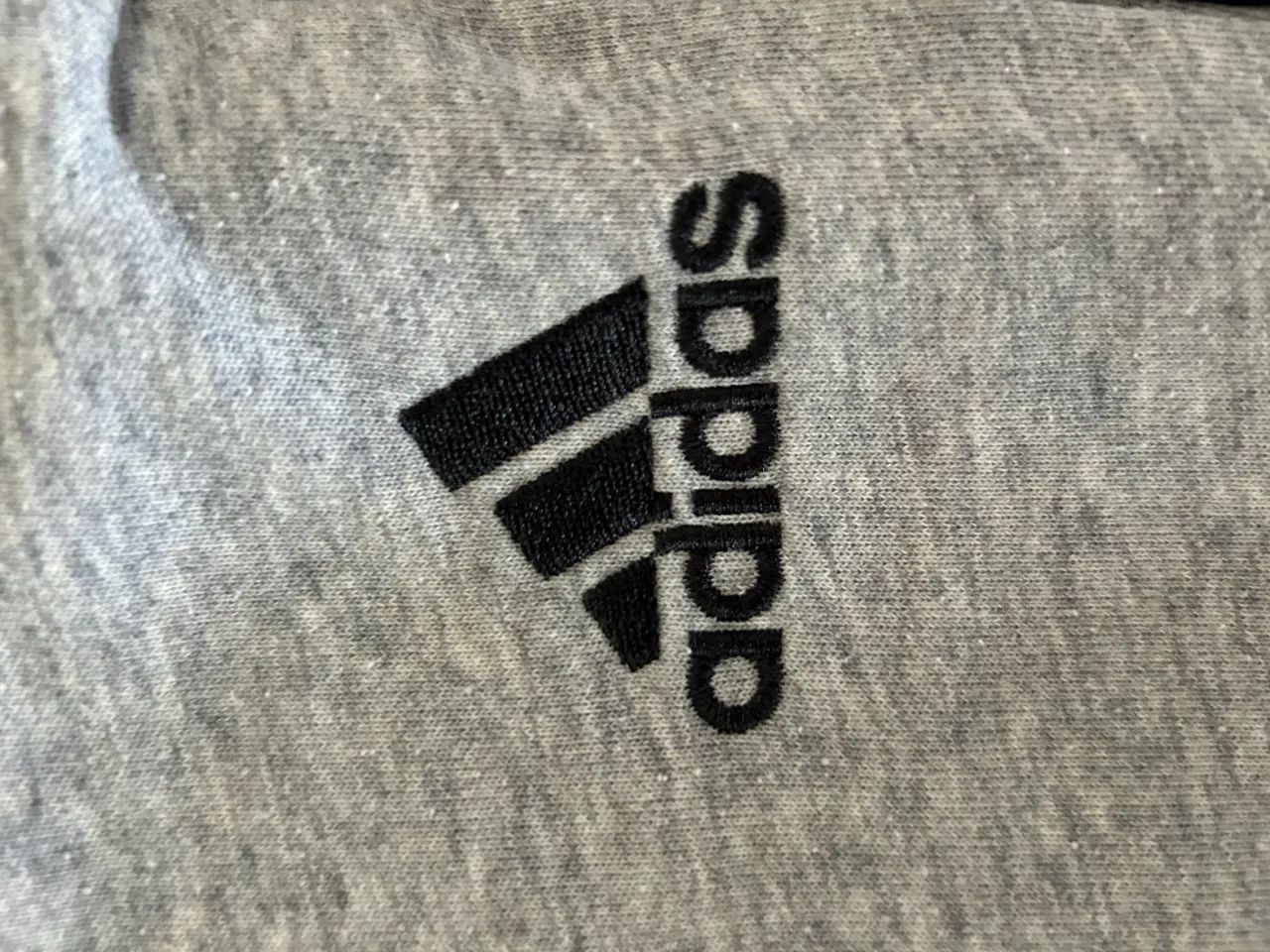 Shorts adidas essential original  - Foto 3