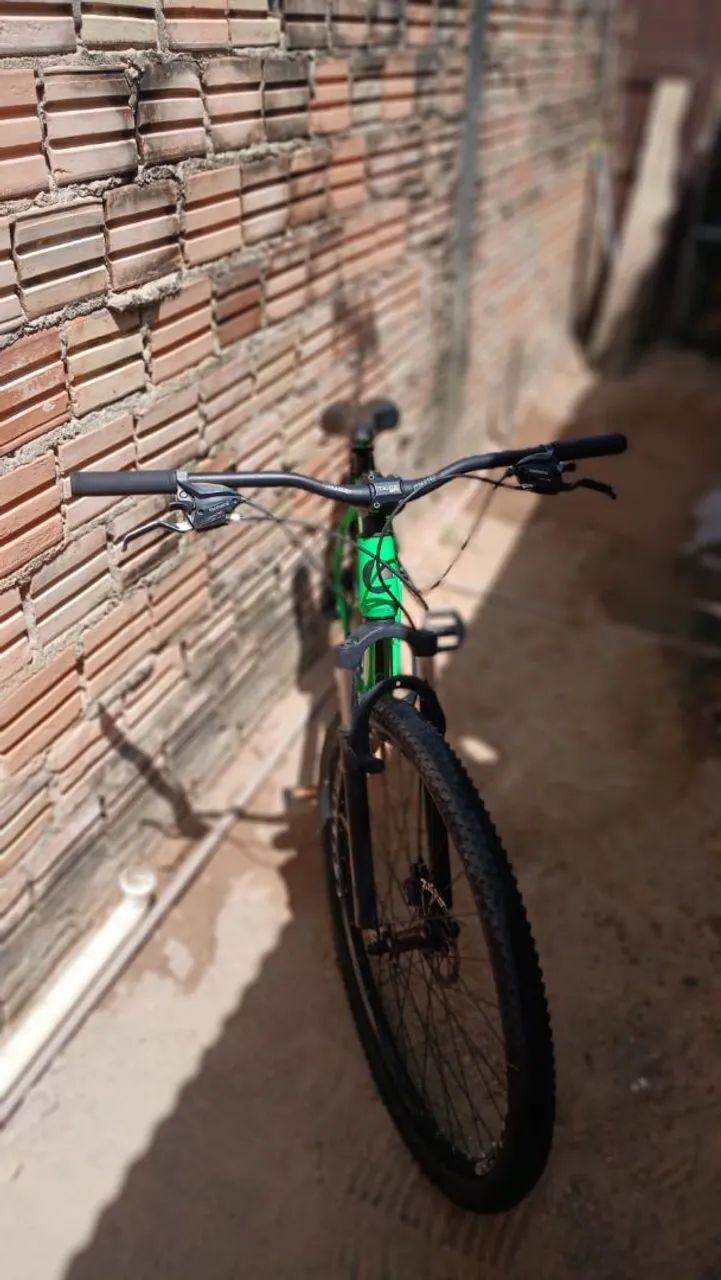 Vende-se Bicicleta lótus aro 29 - Foto 5