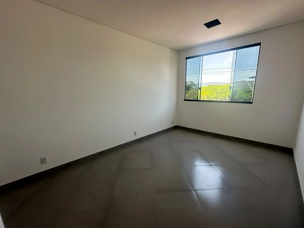 Sala para alugar no Bairro Tirol - Foto 2