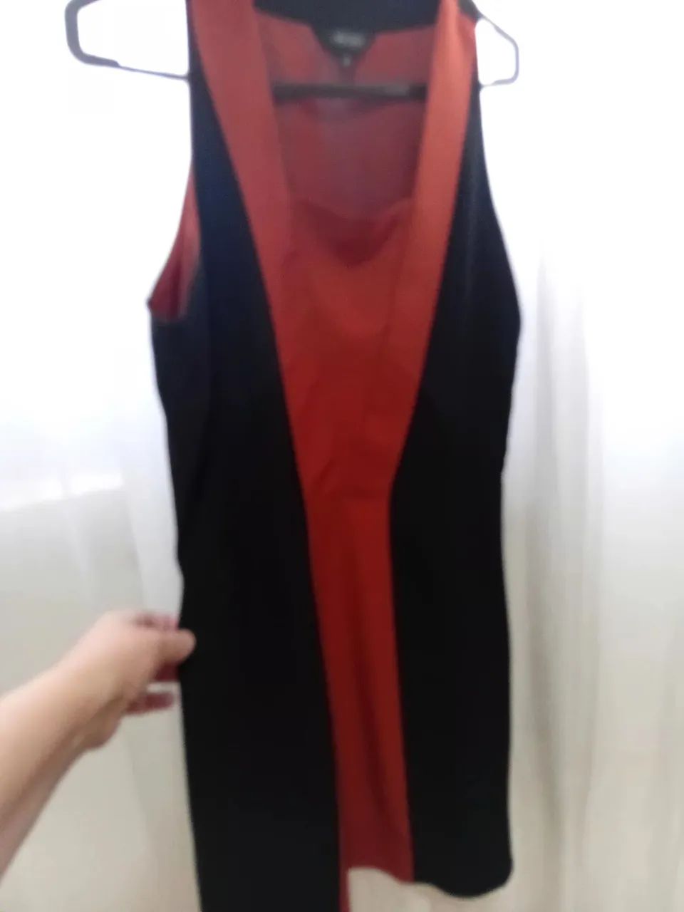 Vestido em seda leia anuncio 