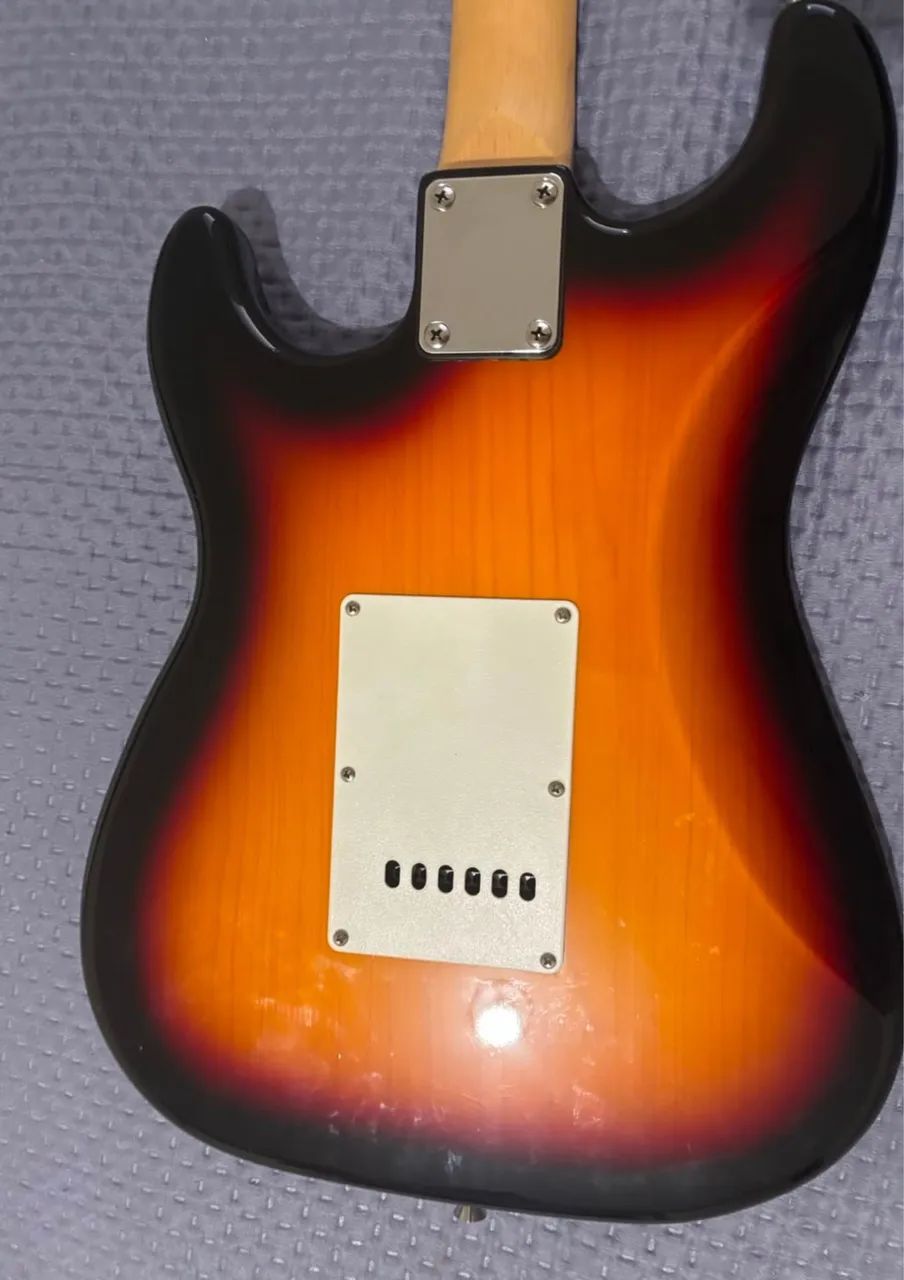 Guitarra PHX (Phoenix) Stratocaster - Foto 4