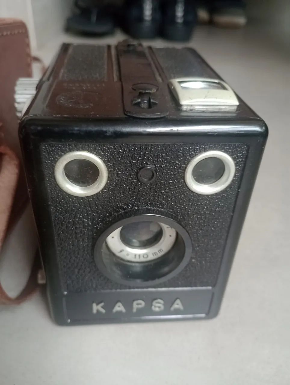 Camera Kapsa DFV antiga formato 120 com estojo de couro