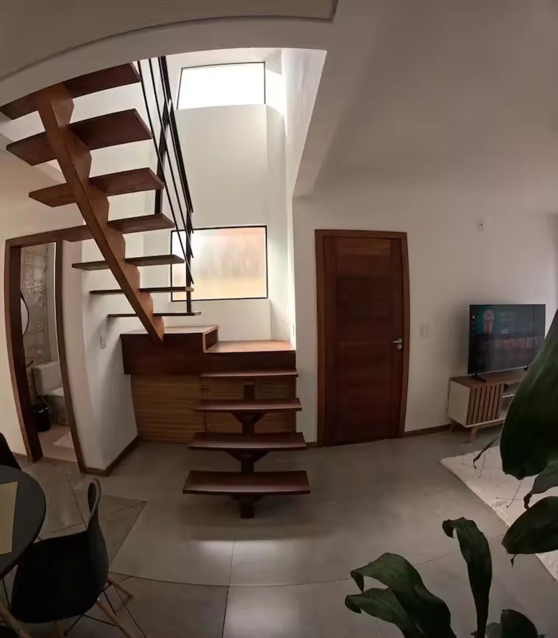 Casa aconchegante em frente a lagoa pequena  - Foto 6