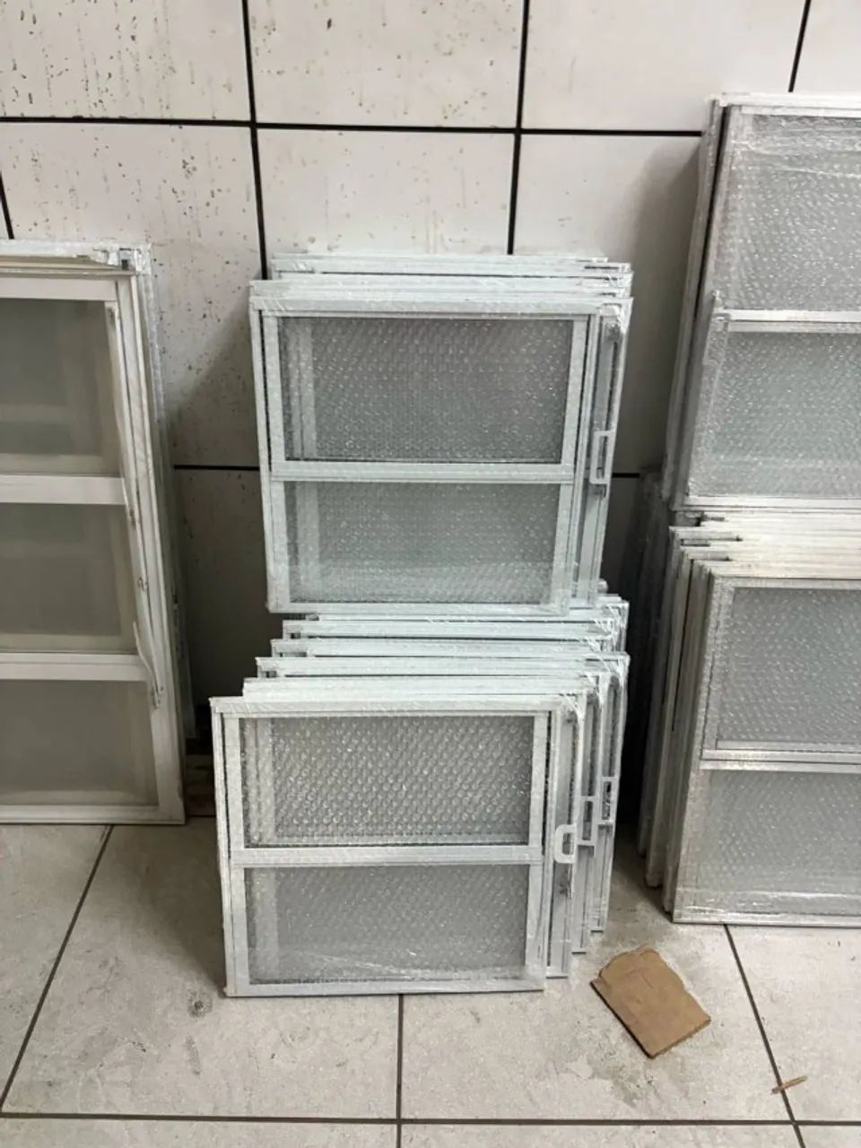 Basculante Alumínio Comum e Branco - Foto 5