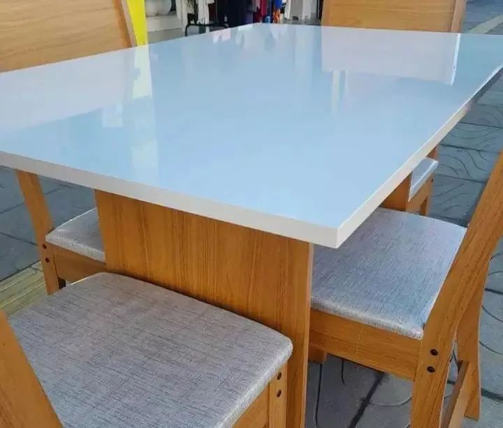 Mesa com 4 cadeiras Novas. Entrega rápida em 24h - Foto 2