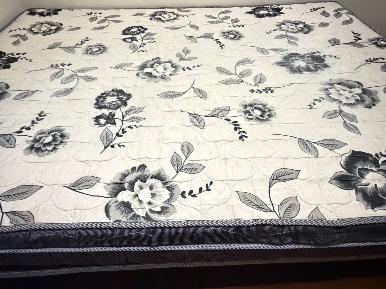 Cama box casal com um colchão ortobom D45 - Foto 3