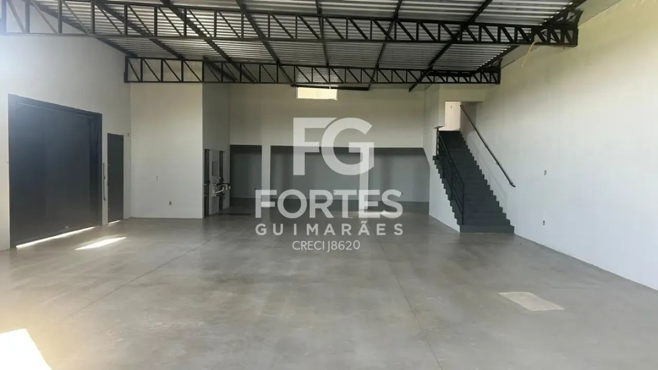 Salão Comercial com 246 m² no Bairro Lagoa dos Cavalos I. - Foto 2